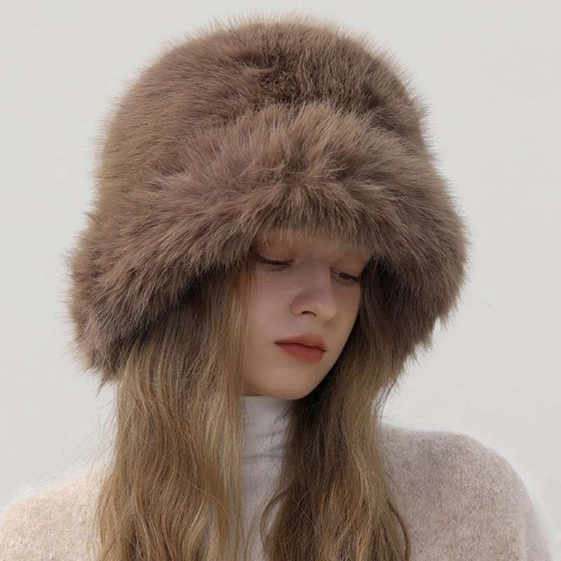 The Giselle Fur Hat - in Coffee