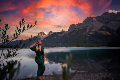 Alpine Muse Dress - in Emerald