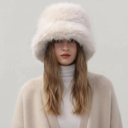 The Giselle Fur Hat - in Beige