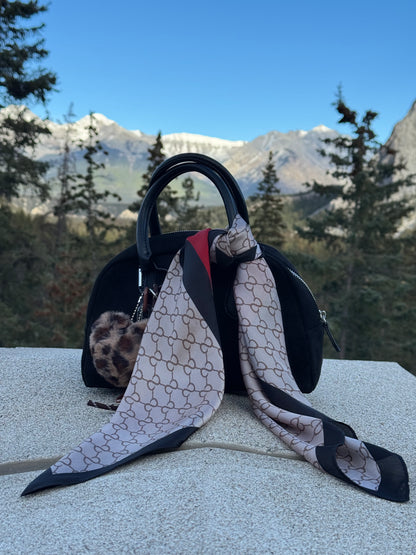 The Lou Classic in Suede - in Espresso Noir