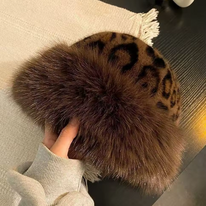 Caffè Royale Fur Cloche