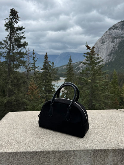 The Lou Classic in Suede - in Espresso Noir