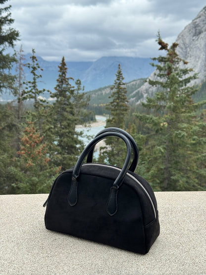 The Lou Classic in Suede - in Espresso Noir