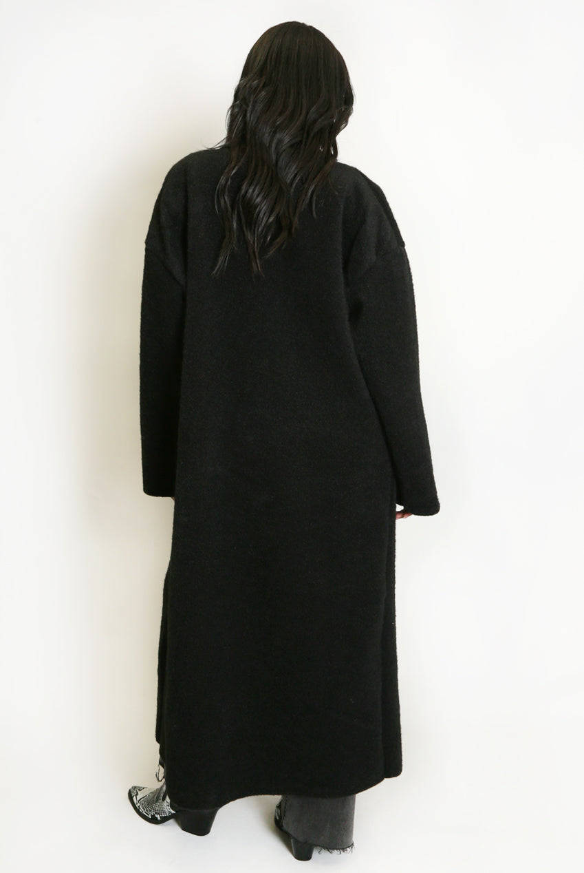 The Aspen Coat - in Midnight Black